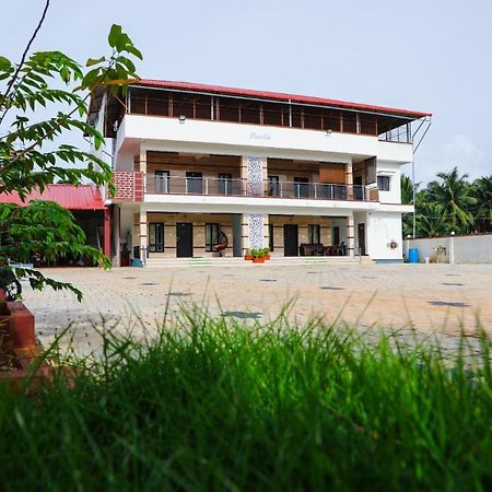 Castle Home Stays Udupi Ngoại thất bức ảnh